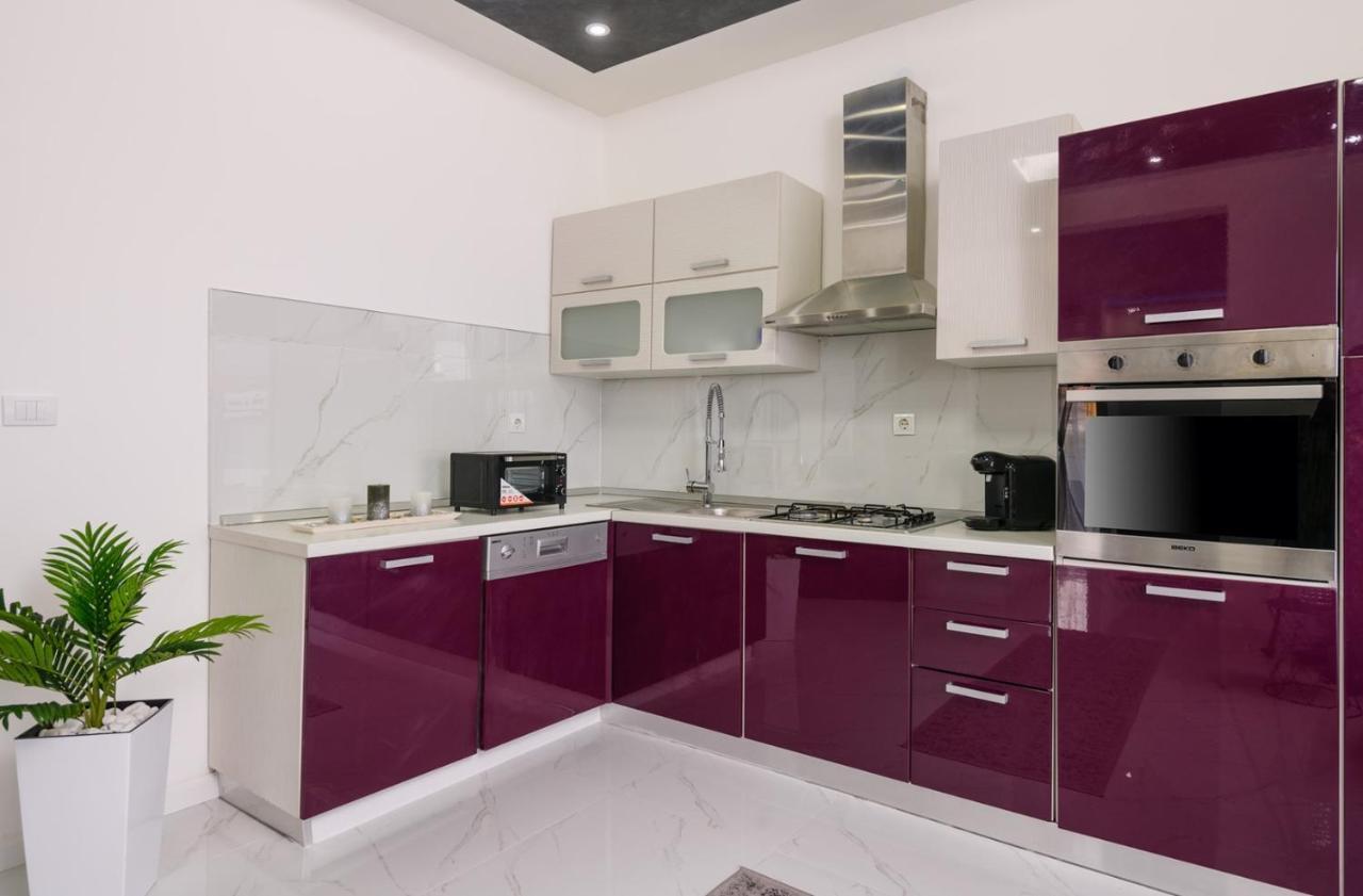 Complex Villa White بولا المظهر الخارجي الصورة