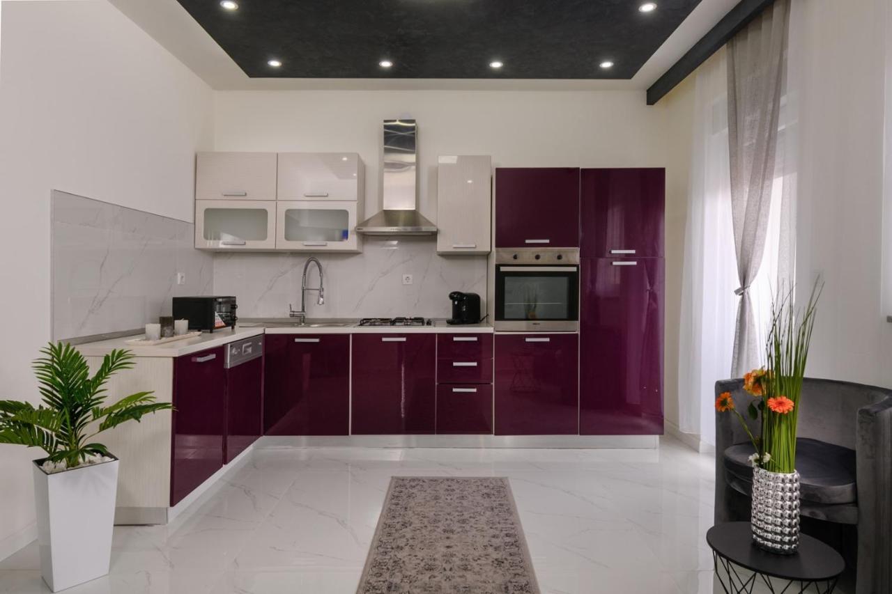 Complex Villa White بولا المظهر الخارجي الصورة